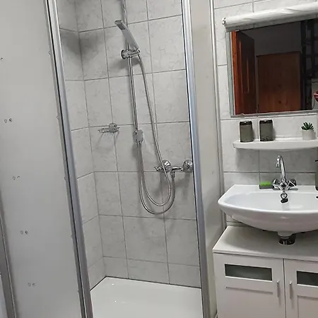 Sziklaszirt - Wellness Vendeghaz Ferienhaus Salgótarján