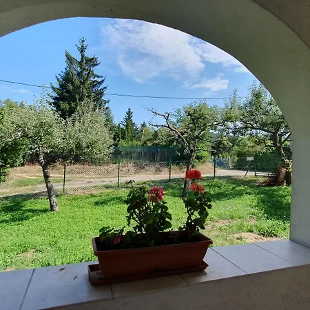 Sziklaszirt - Wellness Vendeghaz Ferienhaus