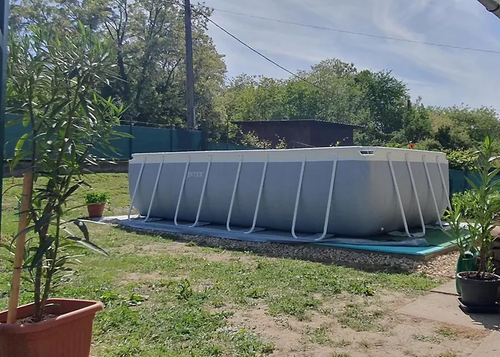 Sziklaszirt - Wellness Vendeghaz *
