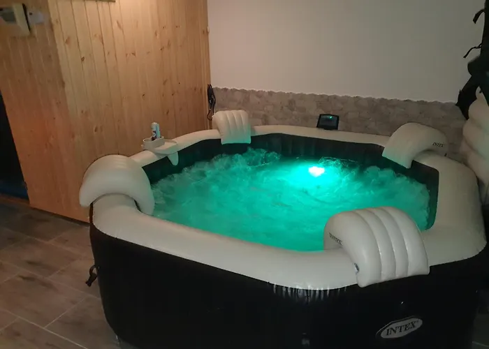 Sziklaszirt - Wellness Vendeghaz *