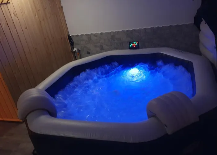 Sziklaszirt - Wellness Vendeghaz *